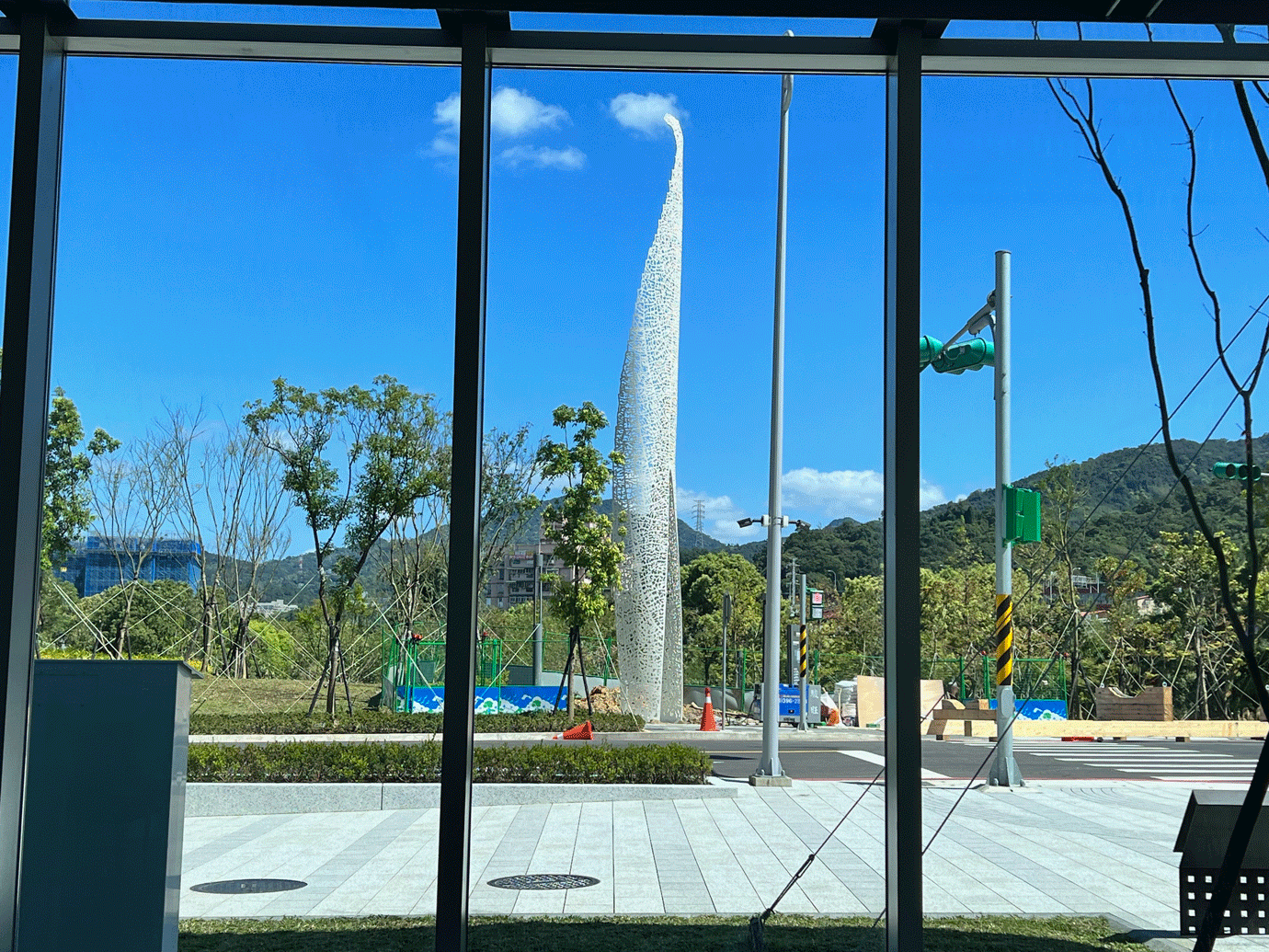 SKY AND EARTH (2022), Baogao Intellectual and Science Building, Taipei, Taiwan. Juanjo Novella