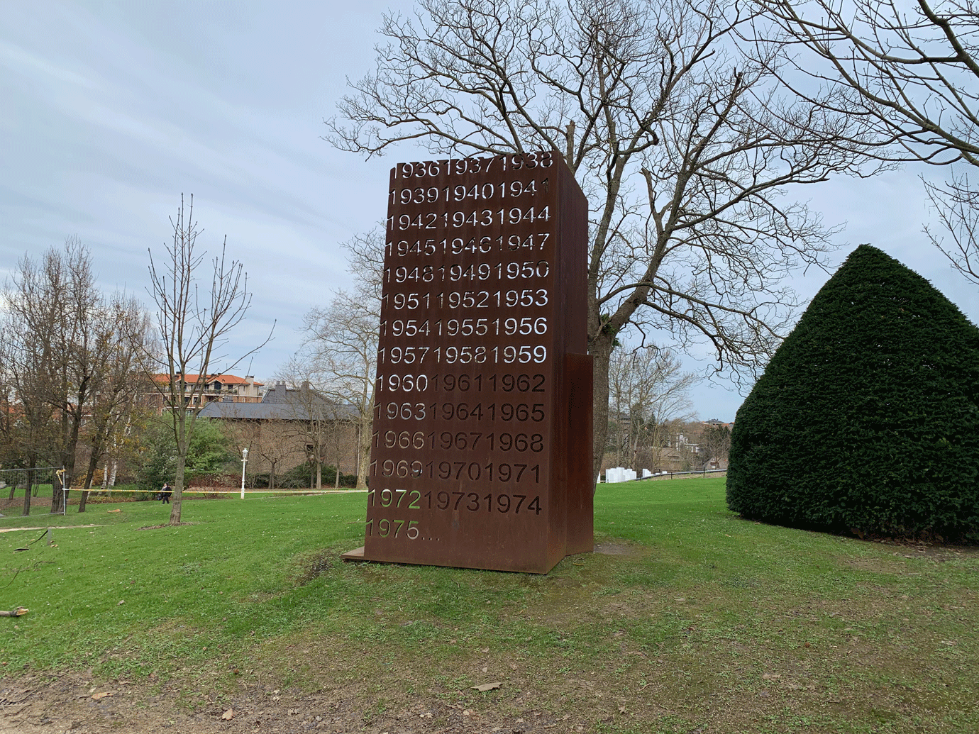 URTE HAIETAN - THOSE YEARS (2011) - Donostia-Saint Sebastien, Basque Country