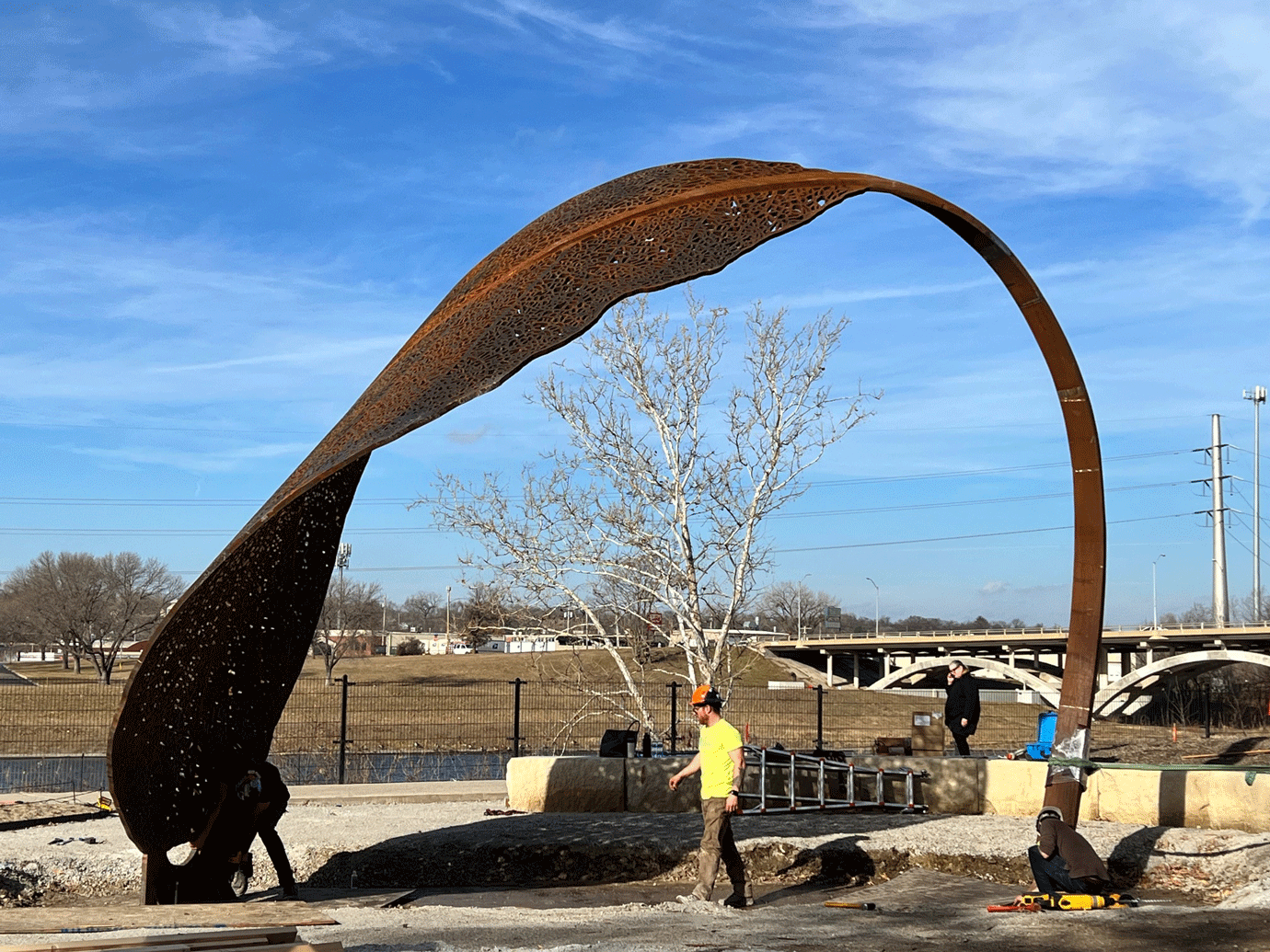 THRESHOLD (2021), Des Moines Botanical Garden, Iowa, USA. Juanjo Novella