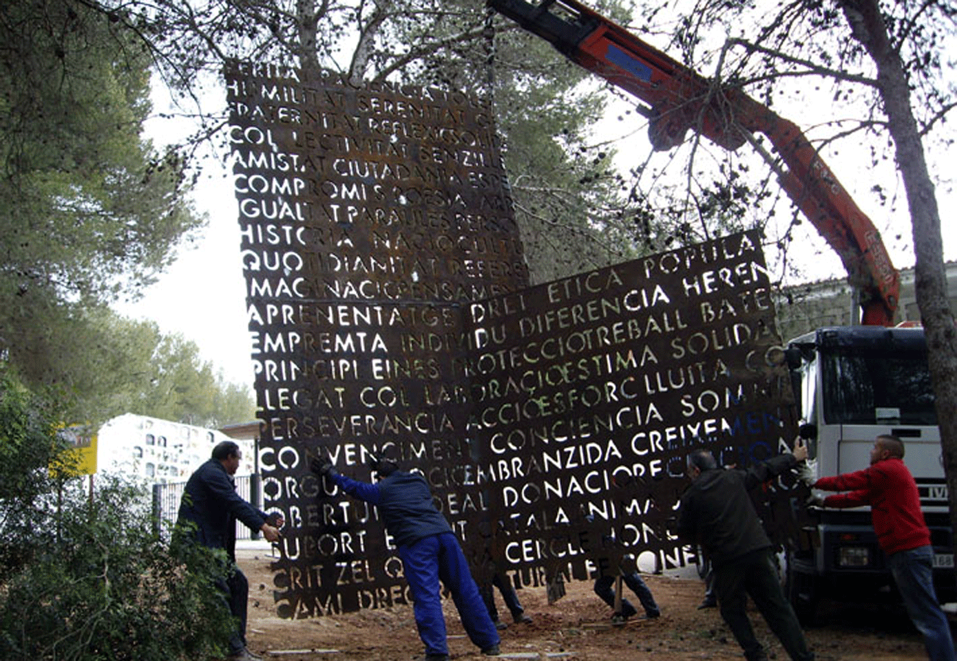 DOOR OF HUMAN VALUES (2007) Bosch of Felix Alsina, Vallirana, Barcelona. Juanjo Novella